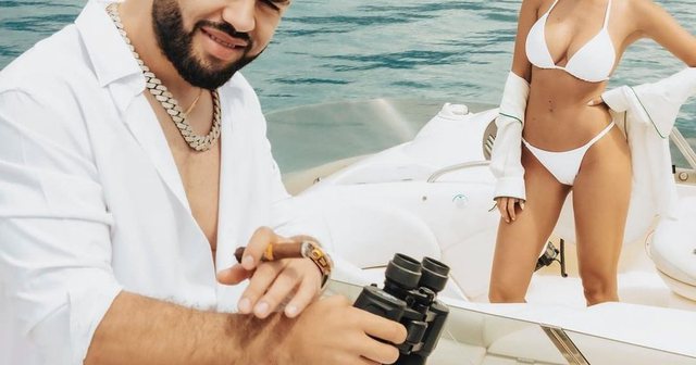 Noizy publikon foto të momenteve romantike me Jori Dellin nga videoklipi i këngës së tij të re!