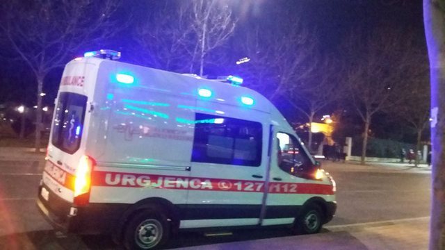 Tiranë/ Vdesin nga asfiksia! Pronari dhe i afërmi harruan ndezur ngrohësen me gaz te ‘Kodra e Priftit’, policia i gjen pa jetë në banesë (EMRAT)