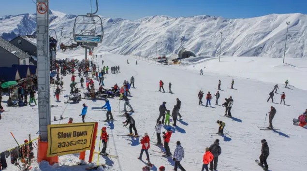 Skenë tragjedie, gjenden 12 të vdekur në një resort të skive, ja çfarë dyshohet