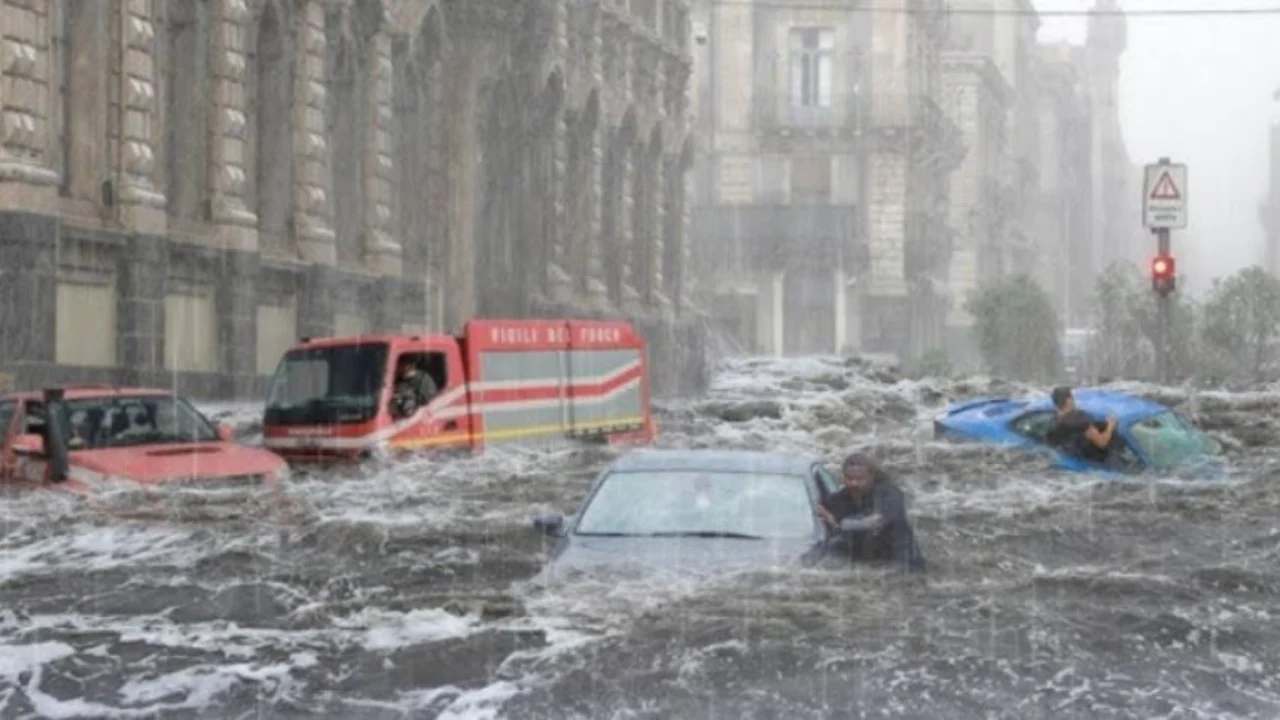 “Bomba” e shiut në Siçili! Në 4 orë ra shiu i një muaji, shkatërrime në zonën pranë Mesinës