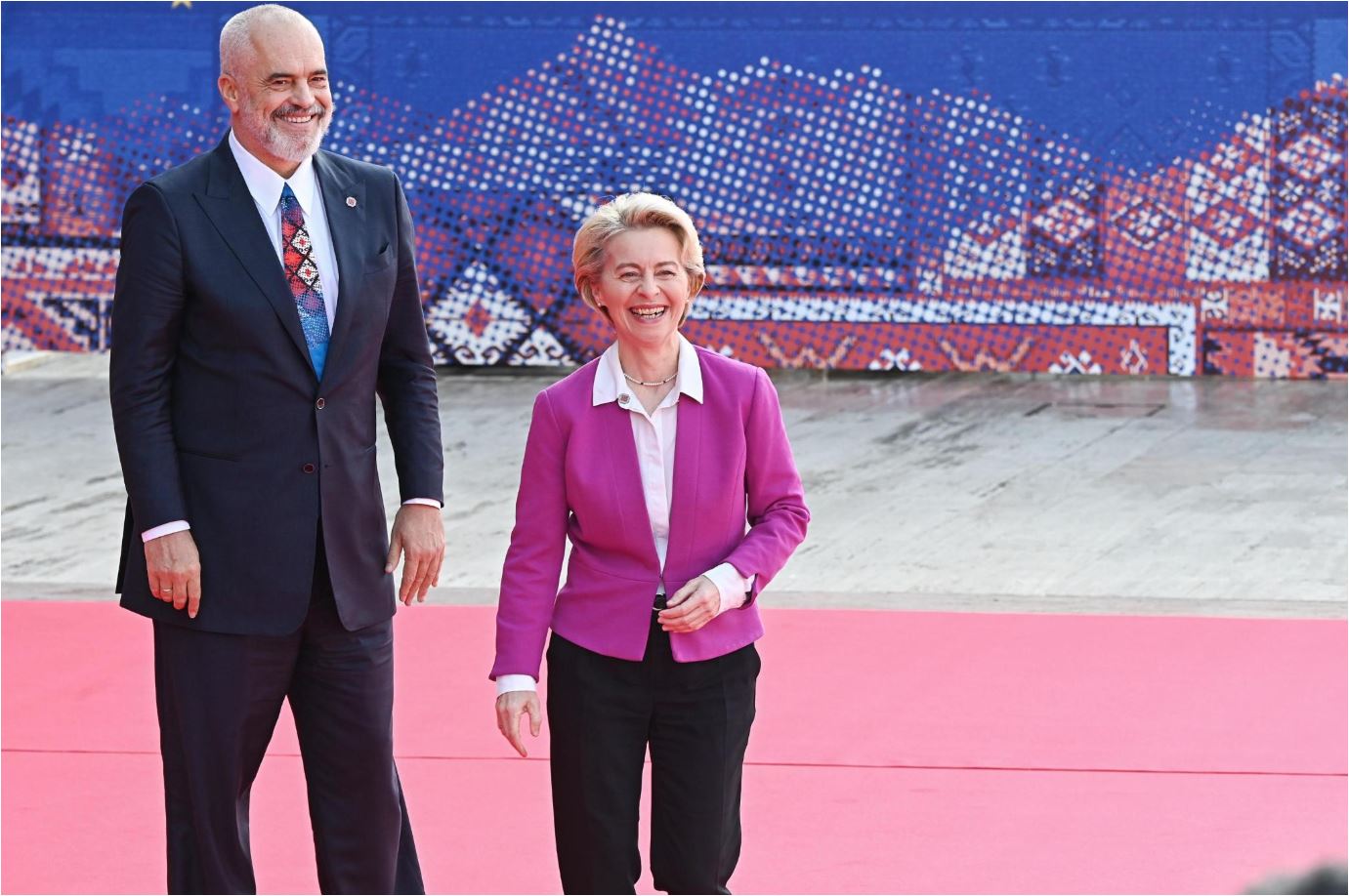 “Nën udhëheqjen tënde Shqipëria ka bërë përparime drejt BE-së” – Von der Leyen mesazh Ramës për mandatin e katërt: Mezi pres t’ju uroj nesër personalisht në Tiranë