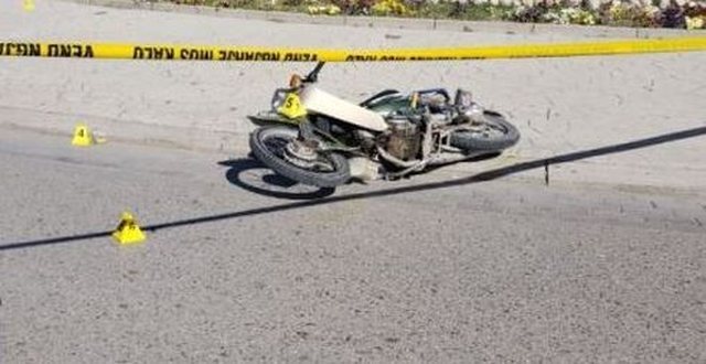 Motomjeti del nga rruga, lëndohet rëndë nëna e drejtuesit, arrestohet 33-vjeçari