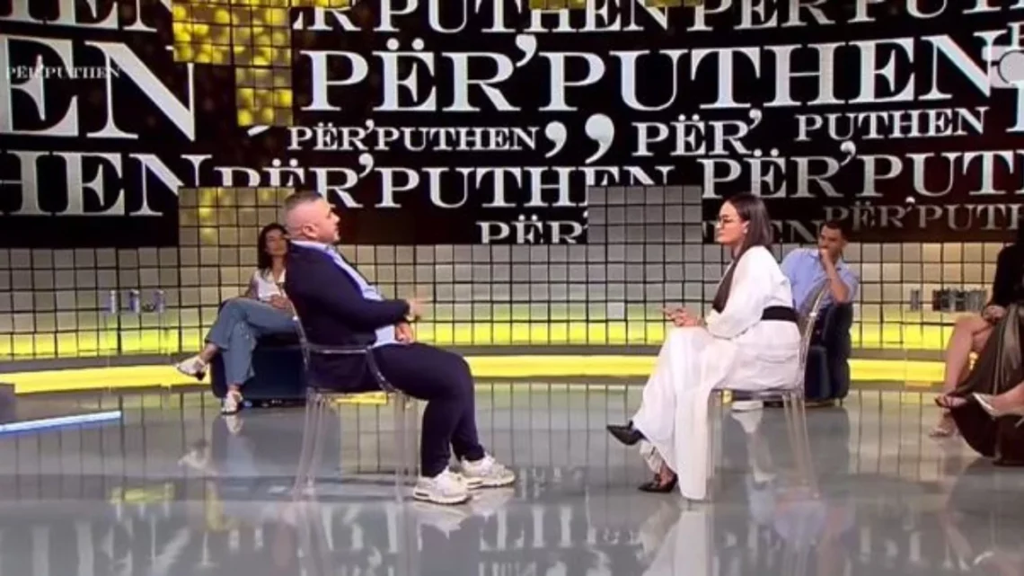 “Pusho o p**** mashkull”/ Tjetër skandal në “Për’puthen”, Antoni publikon SMS-të me Xhiliolën: Kemi qenë të lidhur