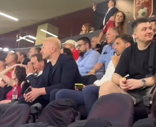 Mediat italiane zbulojnë “misionin sekret” të Tares në Tiranë gjatë ndeshjes Shqipëri-Serbi