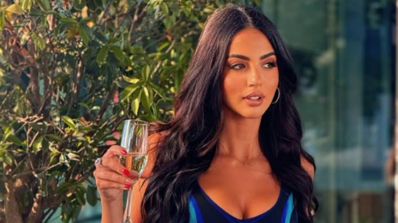 “A do dashuroje një njeri që s’ka famë, s’ka kushte?”/ Lei Kraja u përgjigjet ndjekësve: Nuk ja lejoj vetes që të kem…