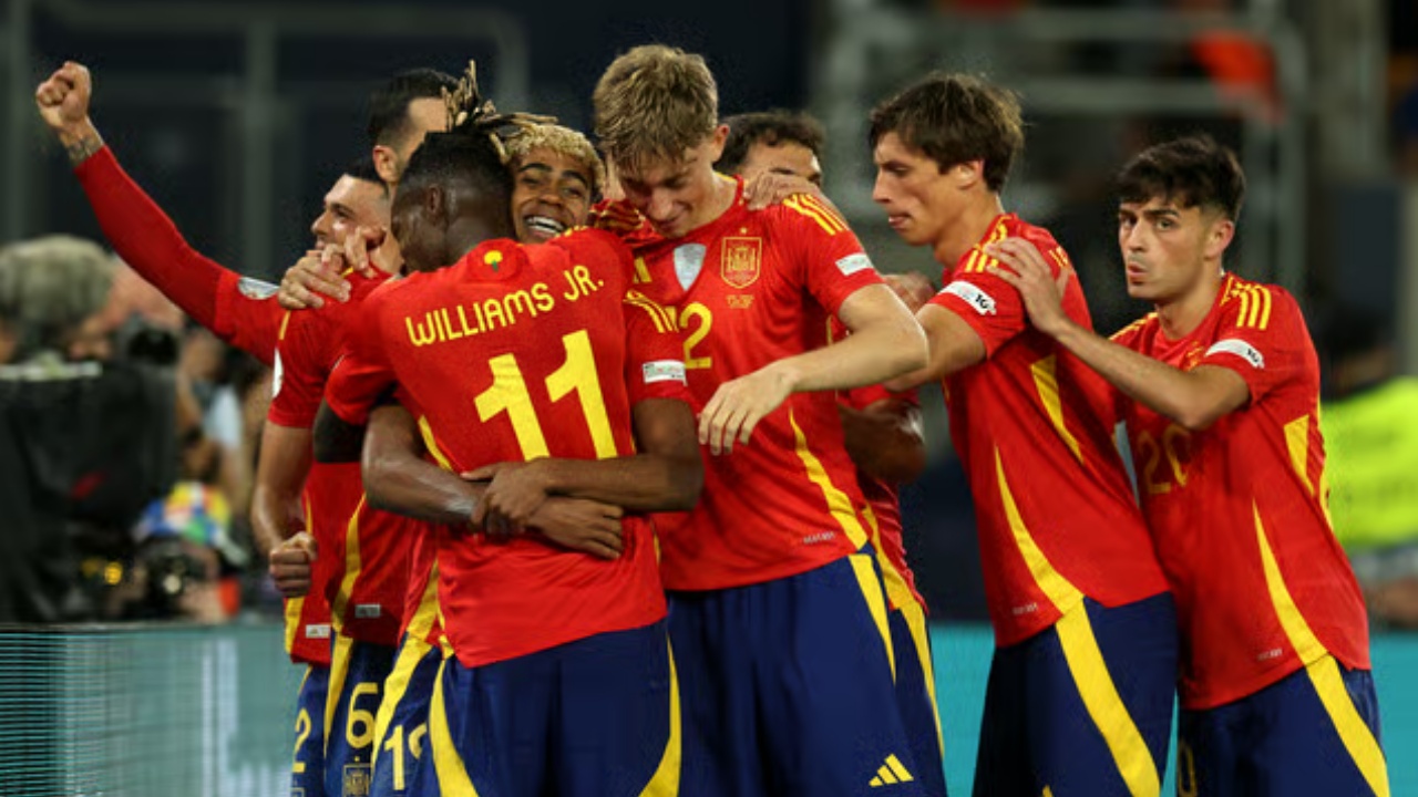 Spektakël me 9 gola/ Spanja mposht Francën dhe shkon në finalen e tretë radhazi të Nations League