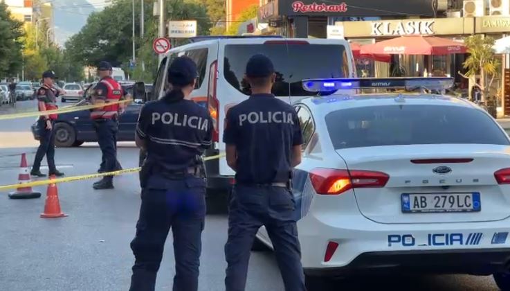 Sherr me thika, plagoset 33-vjeçari! Dërgohet me urgjencë në spital (PAMJE)