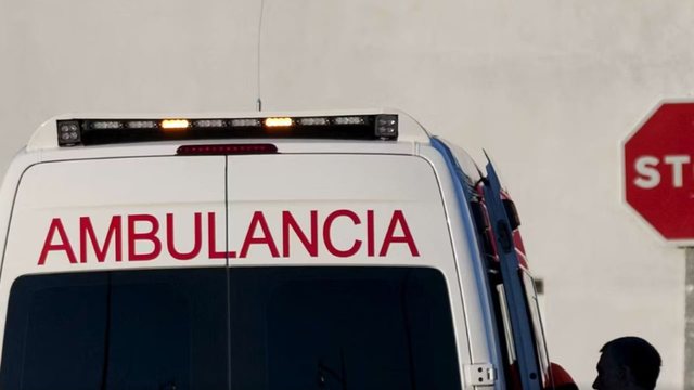 Qëndroi i mbyllur në një makinë për rreth katër orë, humb jetën fëmija 2-vjeçar