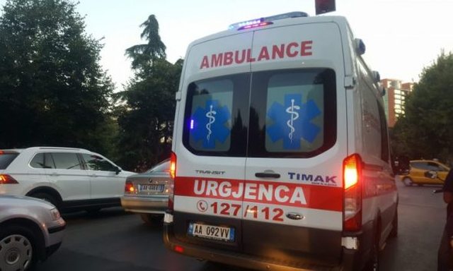 Aksident i rëndë në aksin Shkodër–Lezhë, dyshohet për një viktimë dhe disa të plagosur