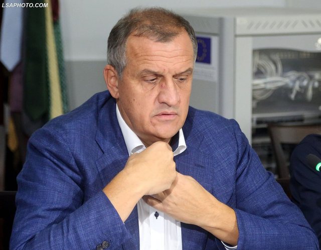 U dërgua në spital, si është gjendja e ish-ministrit Ilir Beqaj