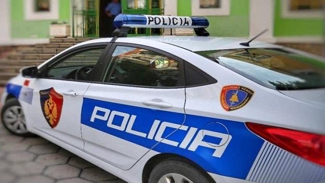 Sarandë/ 26-vjeçari qëllon me thikë ish-kunatin pas një sherri, arrestohet