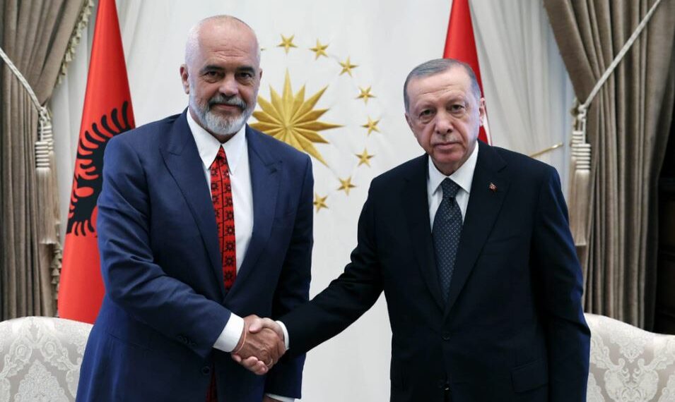 Erdogan acarohet me Ramën,ultimatum të heqë dorë nga krijimi i Shtetit Bektashi dhe të rinisë goditjen e gylenistëve…