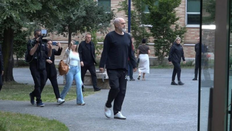 Rama ‘tërmet’ në Bashkinë Tiranë, zbardhen detaje: Ja çfarë u kërkoi kryeministri drejtorëve