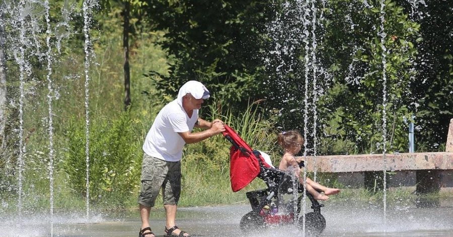 Temperatura ekstreme/ Zgjatet vera në Europë, qytete si Tirana dhe Athina, përjetojnë ‘ferrin’ për pesë muaj