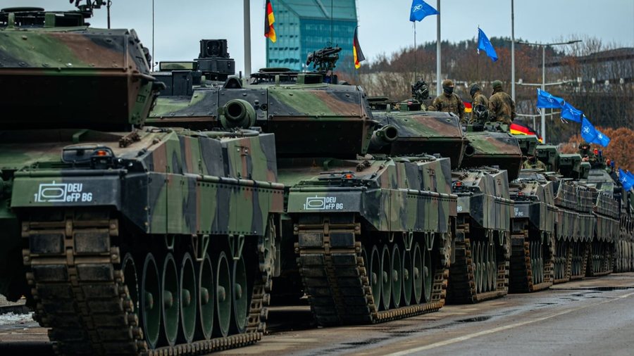 Alarm në Evropë: 800 mijë trupa, tanke e helikopterë në rrugët e Hamburgut – NATO simulon luftën kundër Rusisë!