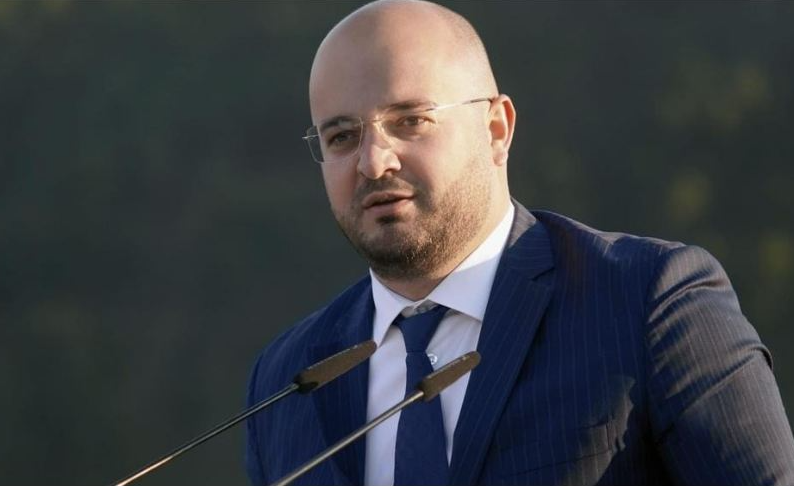 Arrestohet vëllai i deputetit të PS, iu gjet municion luftarak në banesë