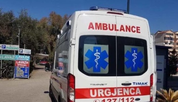 Erdhi në Shqipëri për pushime, 15-vjeçari polak bie nga ballkoni i katit të katërt