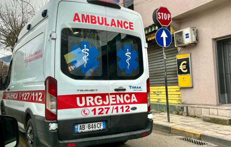Aksident tragjik në vend, automjeti! Dy të vdekur dhe një i plagosur rëndë