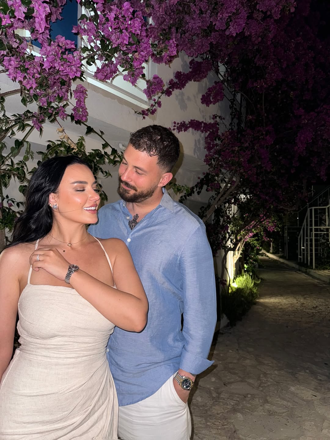Momente të veçanta mes Bora Zemanit dhe Donald Veshaj, dyshja rikthejnë vëmendjen e ndjekësve me pamjet romantike