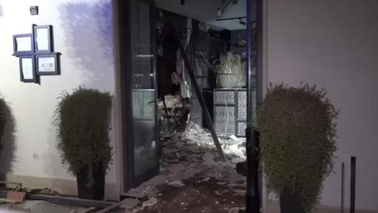 Shembet çatia e një restoranti/ Vdes një punonjëse dhe plagosen 10 persona