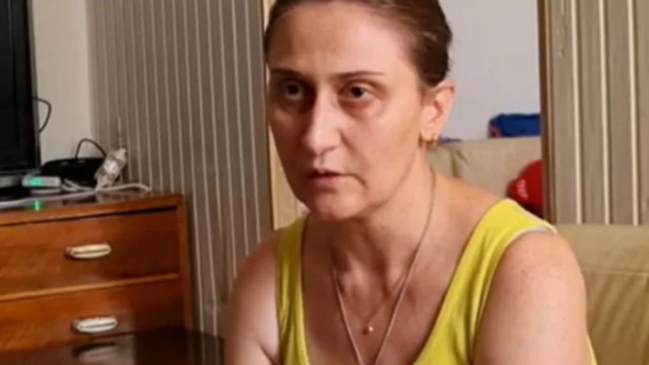 Gruaja do të presë këmbën në Itali pasi i rrezikon jetën, por mjekësia në Shqipëri nuk i jep “lejen”!