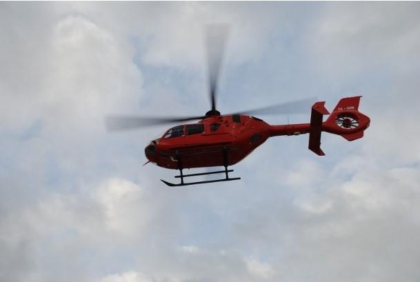 Aksident i rëndë, i riu transportohet me helikopter drejt spitalit të Traumës (EMRI)