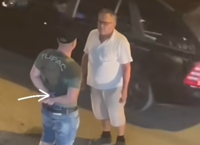 “Jepi gaz se ka armë! Na ndihmo, po na vret”- Ish-kandidatja për deputete e PD publikon pamjet dhe denoncon: Ky person kërcënoi familjen time me thikë