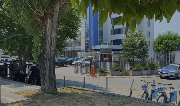 Alarmi për bombë, Policia e Kosovës: Mesazhi dyshohet se erdhi nga Serbia