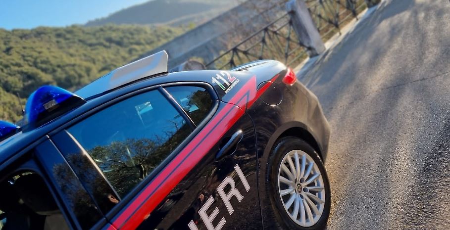 Nga arrest shtëpie në burg, Gjykata i ndryshon masën e sigurisë trafikantit shqiptar që u kap me 25 kg kokainë, 55 mijë euro dhe armë