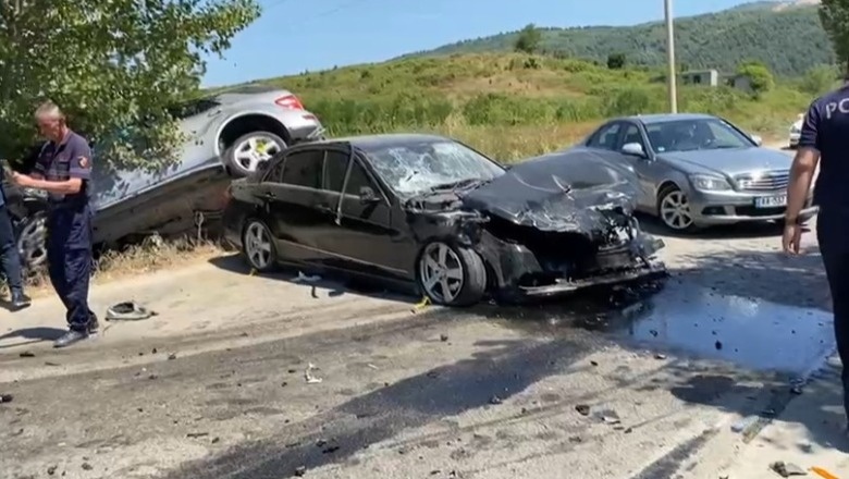 EMRAT/ Aksident i rëndë në rrugën Fushë Krujë-Thumanë, raportohet për 1 të vdekur dhe 3 të plagosur