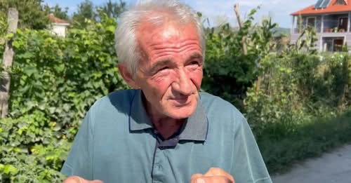 “Djali më i shkëlqyer”, fqinji i 14-vjeçarit që u vra me thikë: Jemi pa fjalë, familja kishte dy djem