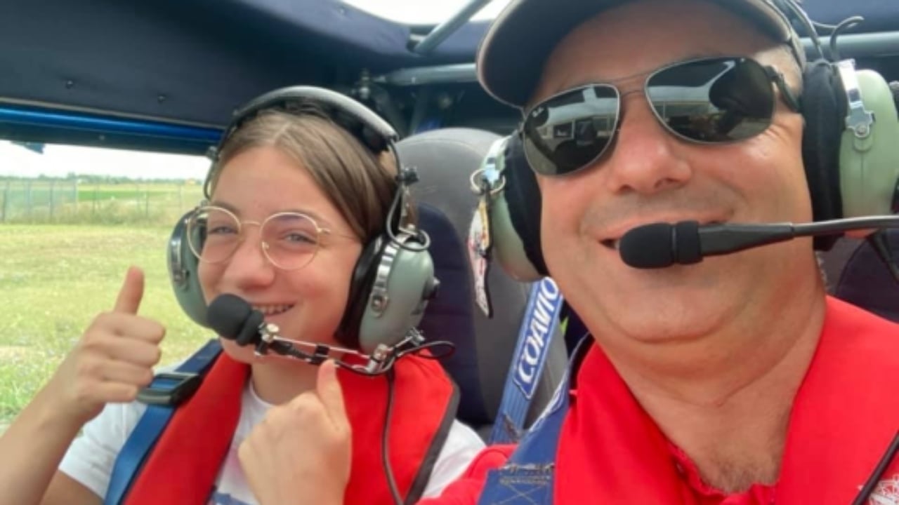 TRAGJIKE! Rrëzohet aeroplani i vogël, vdes piloti dhe vajza e tij 18 vjeçe