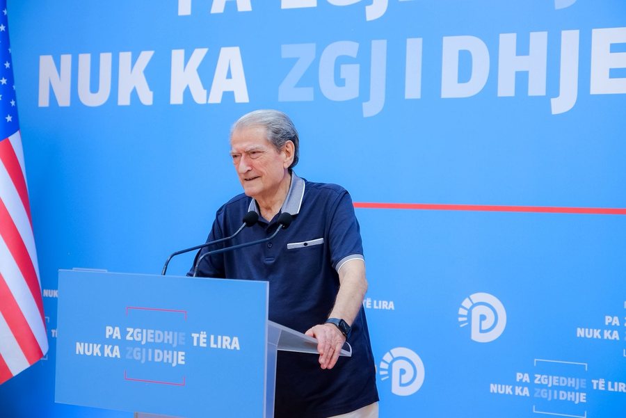 Berisha refuzon të hapë legjislaturën e re parlamentare: Kurrë! S’mund t’ia lejoj vetes të ulem aty! Institucion i kapur nga partia-shtet