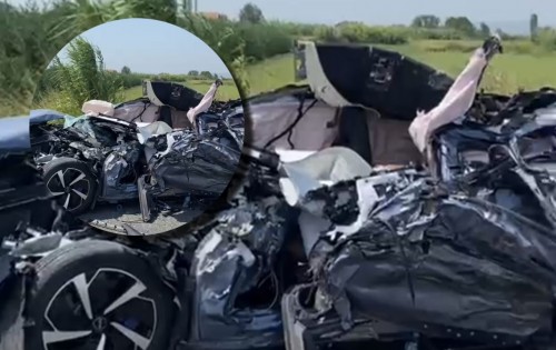 Aksidenti i rëndë, ndërron jetë një prej të plagosurve! Makina e shkatërruar nga përplasja me kamionin