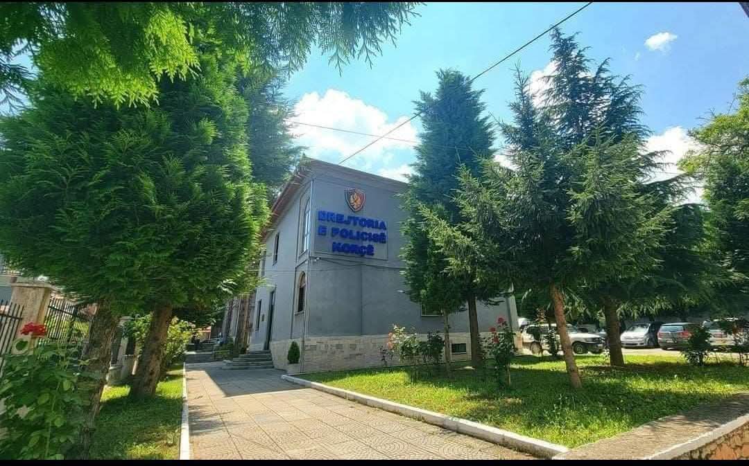 ‘Nuk e dua më jetën’, burri hidhet nga pallati dhe shuhet tragjikisht