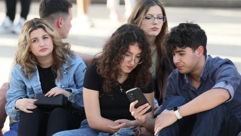 Sot skadon afati! Nëse je maturant, vetëm pak orë për të zgjedhur universitetin