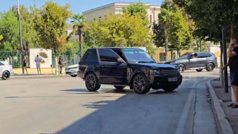 17-vjeçari me ‘Land Rover’ përplas këmbësorin, dërgohet në gjendje të rëndë në spital