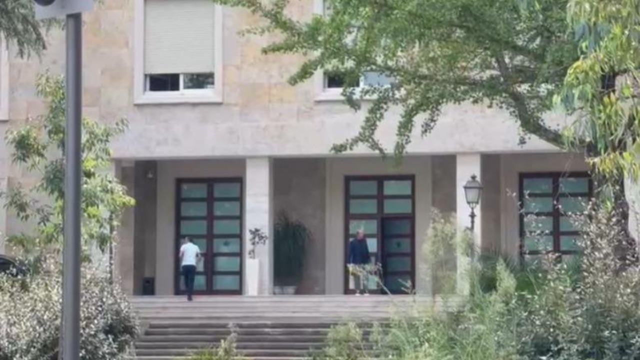 Pas ministrave, Rama vizitohet në kryeministri nga biznesmeni i njohur! Ja çfarë po ndodh