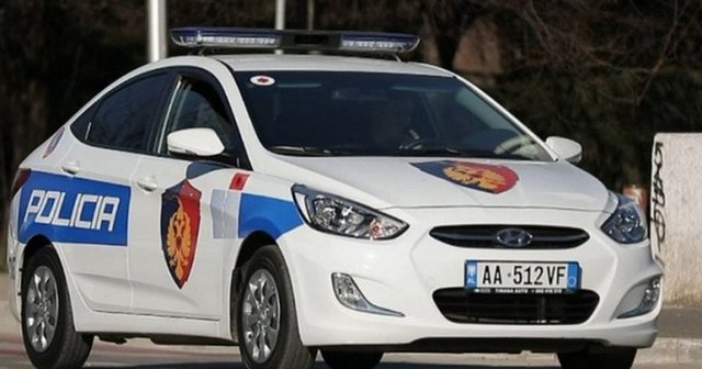 Bie në kontakt me energjinë dhe humb jetën 51-vjeçari