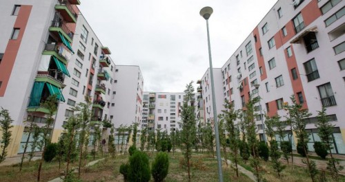 Kriza e strehimit! Nga qiratë sociale te banesat me kosto të ulët, ndryshon programi për familjet në nevojë! Përfituesit kryesorë, ja si do të përzgjidhen