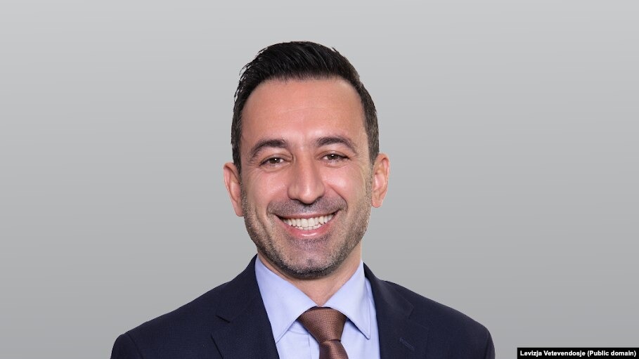 I FUNDIT/ Ngërçi politik në Kosovë, deputeti i Lëvizjes Vetëvendosje zgjidhet kryetar i Kuvendit