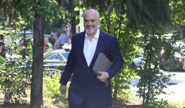 Kabineti “Rama 4”/ Zbulohet data kur do të shpallet qeveria e re! Pasiguri dhe pritshmëri për ministrat e vjetër dhe të rinj