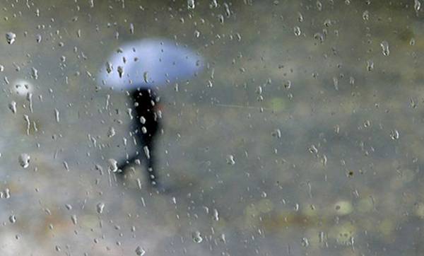 Moti bën kthesën e papritur nesër, rikthehet shiu dhe ulen temperaturat