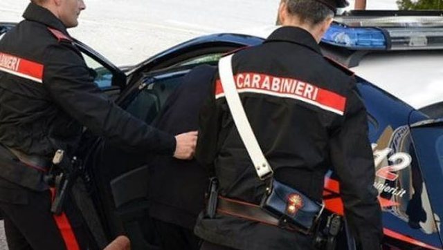 “Kujtova se ishte agjent policie”, SHQIPTARI bën për spital 22-vjeçarin pas keqkuptimit!