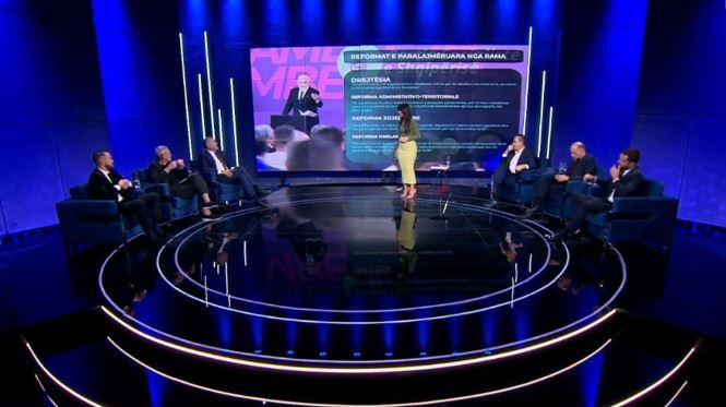 ‘Shkunden’ bashkitë e vendit/ Klosi: Do të shkrihen, disa prej tyre nuk…