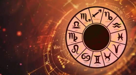 Eklipsi Hënor, tre shenjat e zodiakut që do të ndiejnë ndikimin e tij