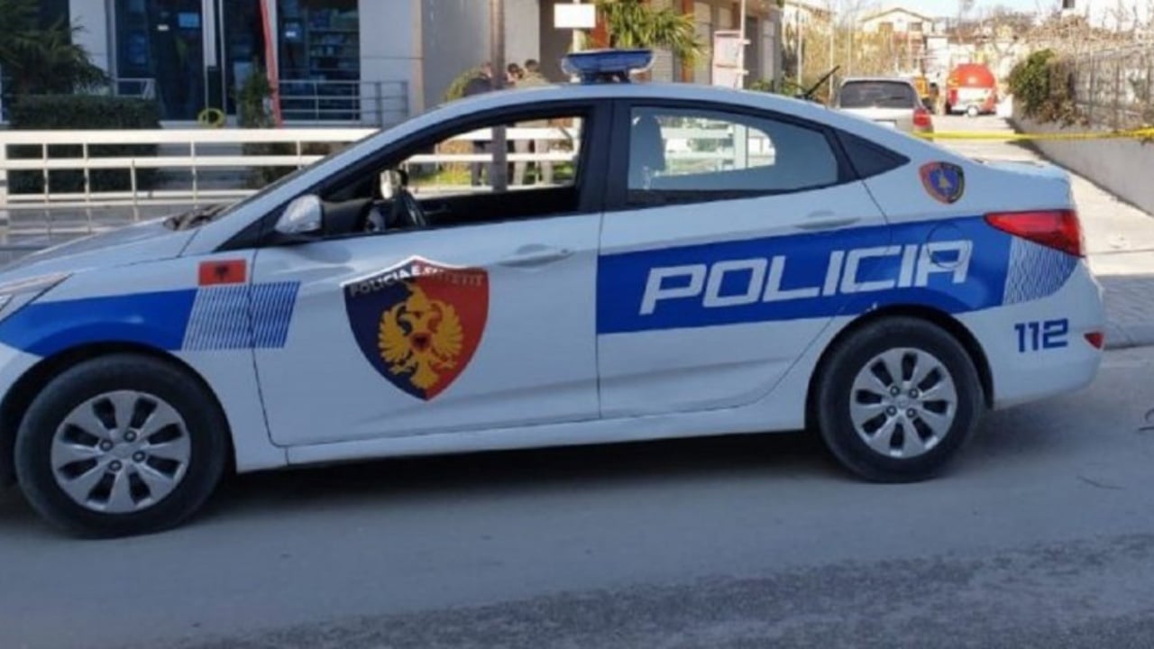 “Më jep 1 mln lekë ose do të publikoj videot”/ Detaje nga ngjarja në Këlcyrë, si e mitura kë*cënonte policin