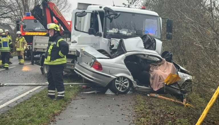 Tre të vdekur në Gjermani, shoferi i BMW përplaset me kamionin