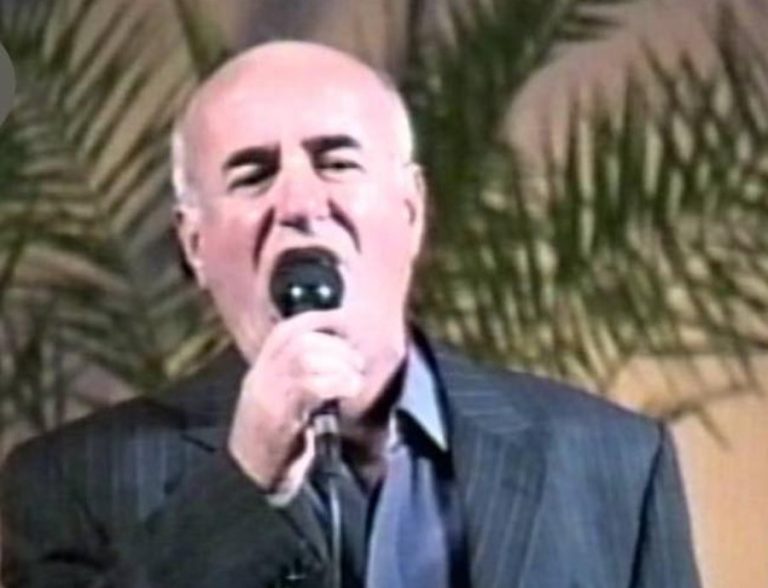 Ndahet nga jeta këngëtari i madh shqiptar